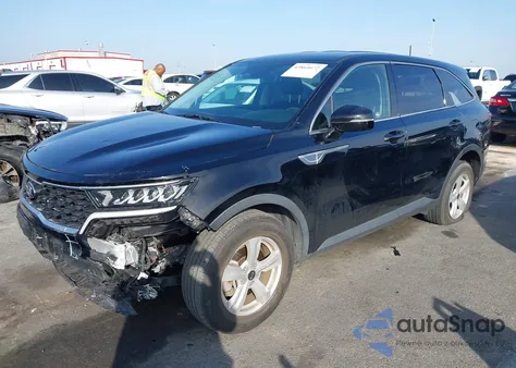 2021 Kia Sorento Lx z USA, uszkodzony, nr VIN 5XYRG4LC7MG050619
